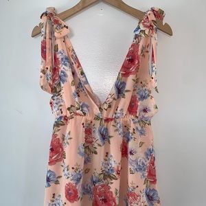 Floral woven top with adjustable straps